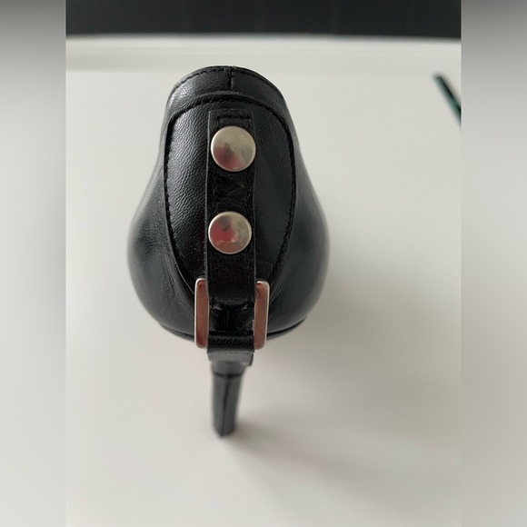 GIANFRANCO FERRE BLACK LEATHER HIGH HEELS SIZE EU37.5 US7.5 - Picture 4 of 16